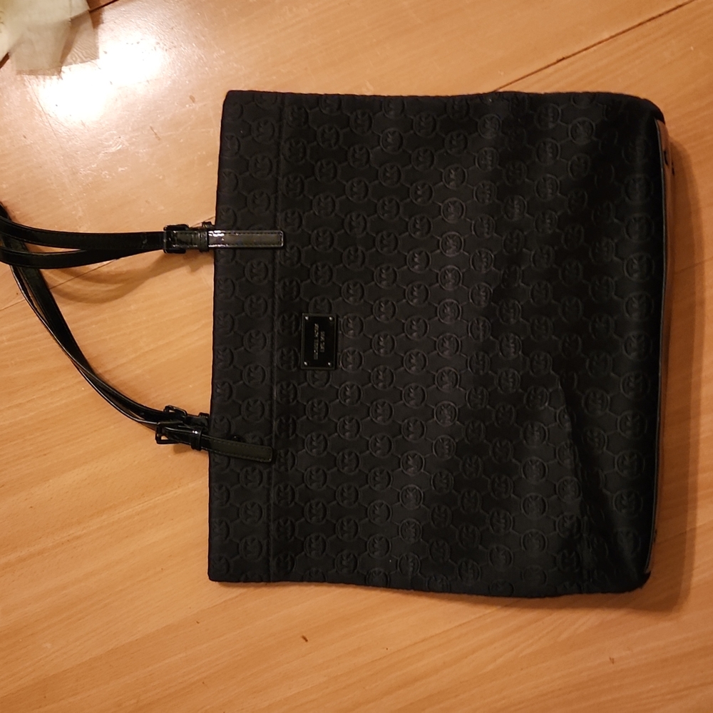 Michael Kors MK tote neoprene CLASSIC BLACK